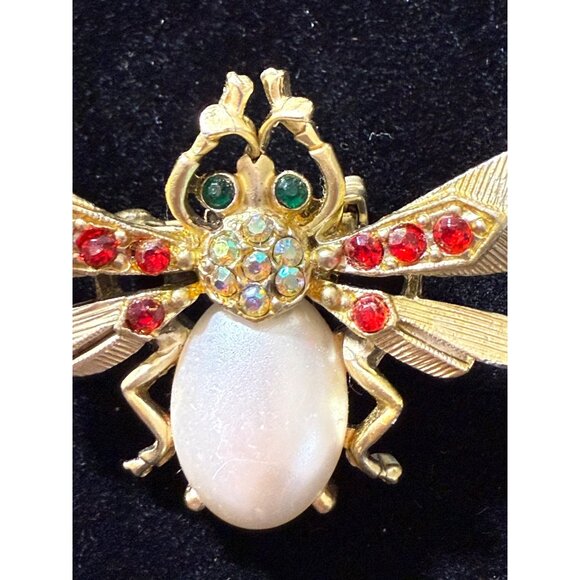 Vintage Gold-Tone Bee Brooch With Faux Pearl & Red Crystal Accents - Picture 3 of 5